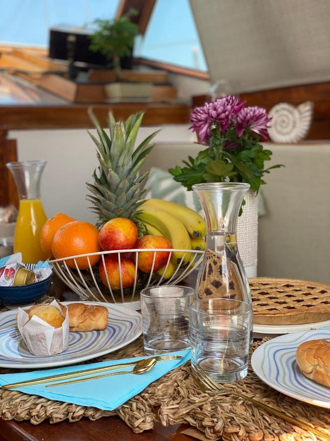 Hotel Sailing Nights Boat&Breakfast Alguer Exterior foto