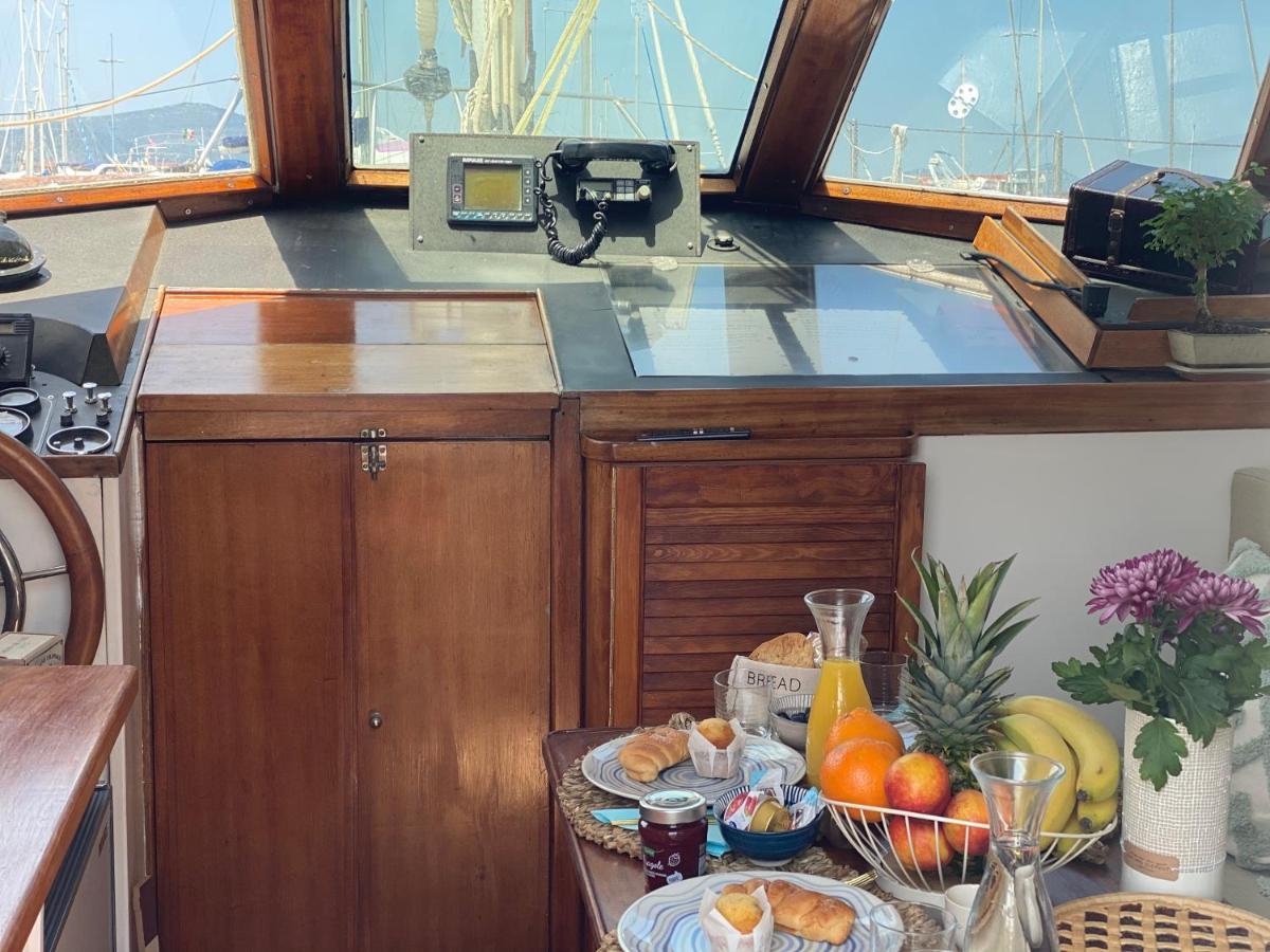 Hotel Sailing Nights Boat&Breakfast Alguer Exterior foto